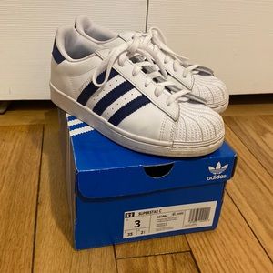 Adidas Superstar C kids size US3 / F35 / UK2.5
